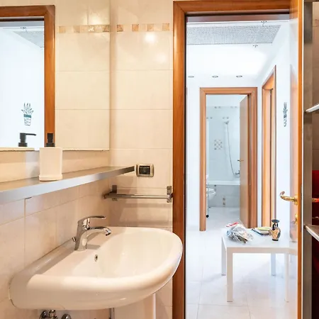 Apartment La Casa Di Achille By Barbarhouse *